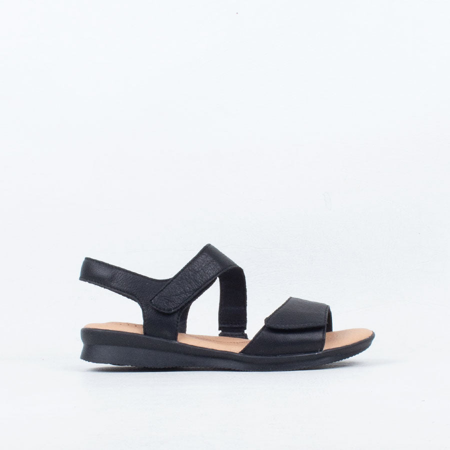 Nessa Sandal
