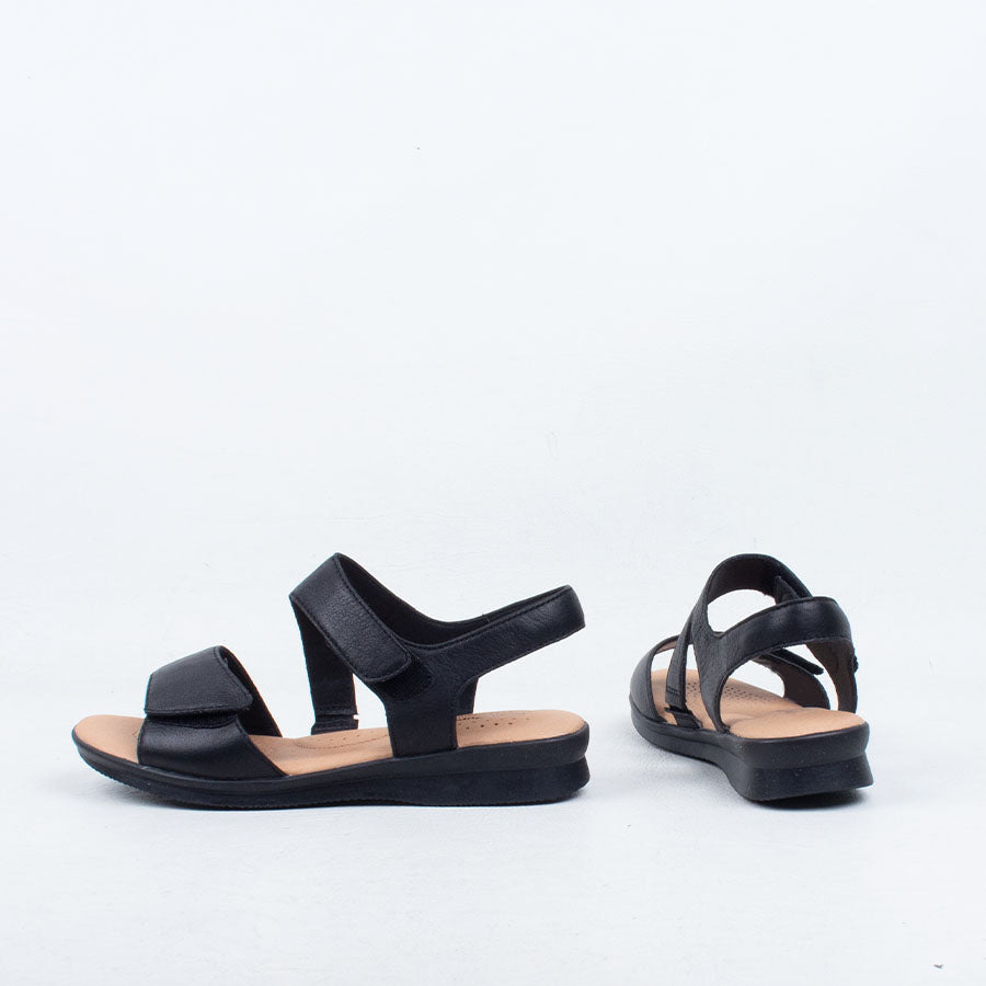 Nessa Sandal