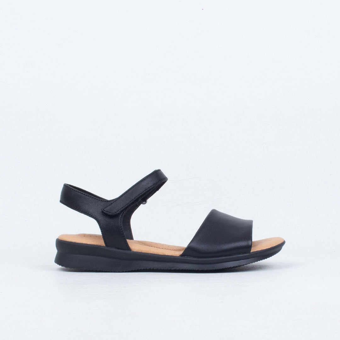 Nigella Sandal