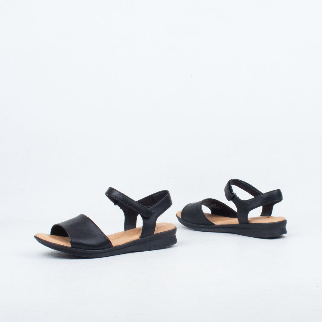 Nigella Sandal