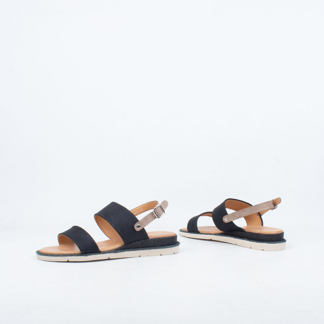 Clove Sandal