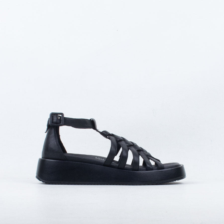 Nanette Sandal