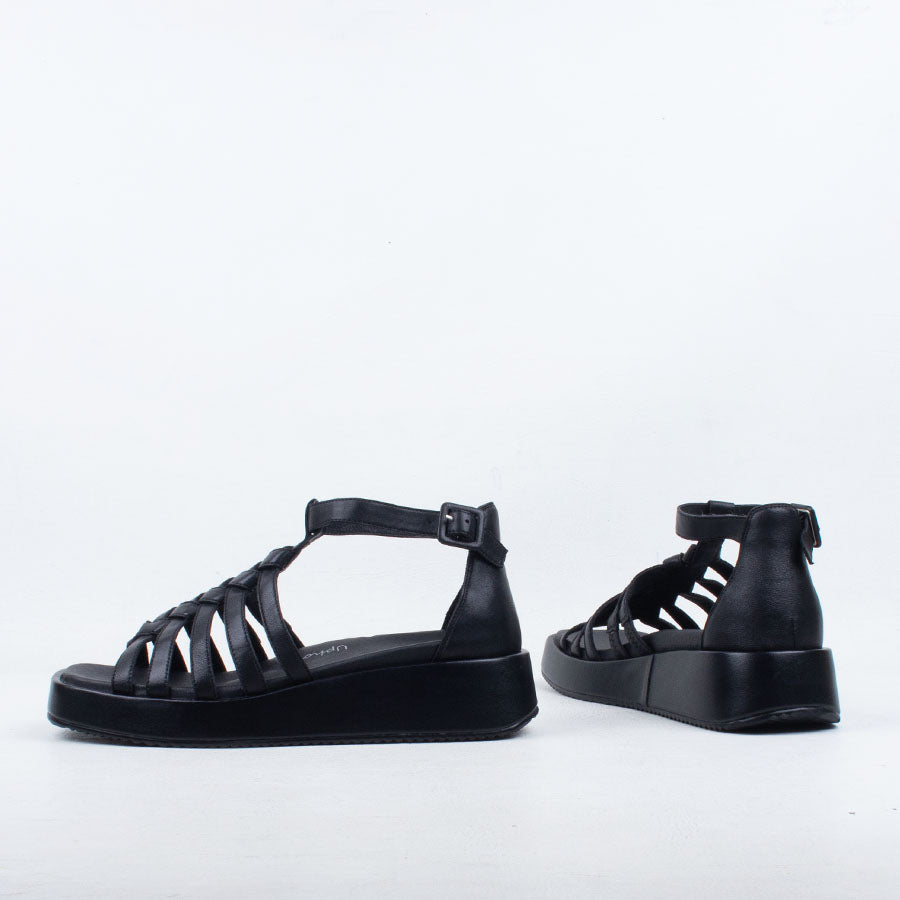 Nanette Sandal