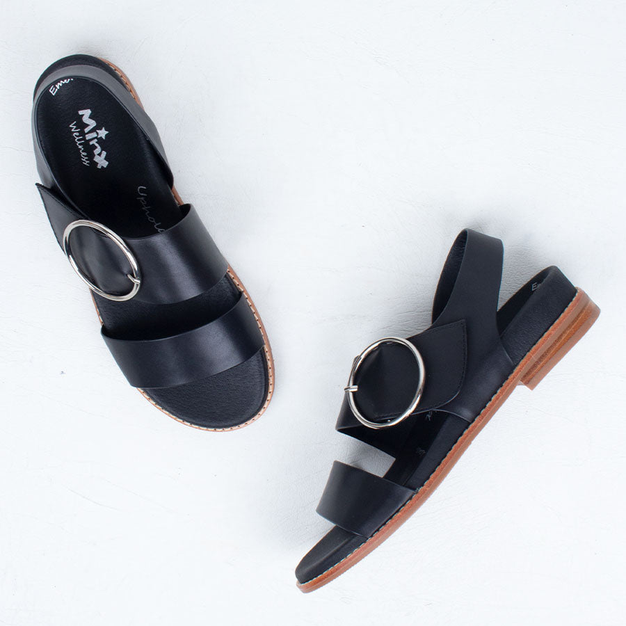 Willa Sandal