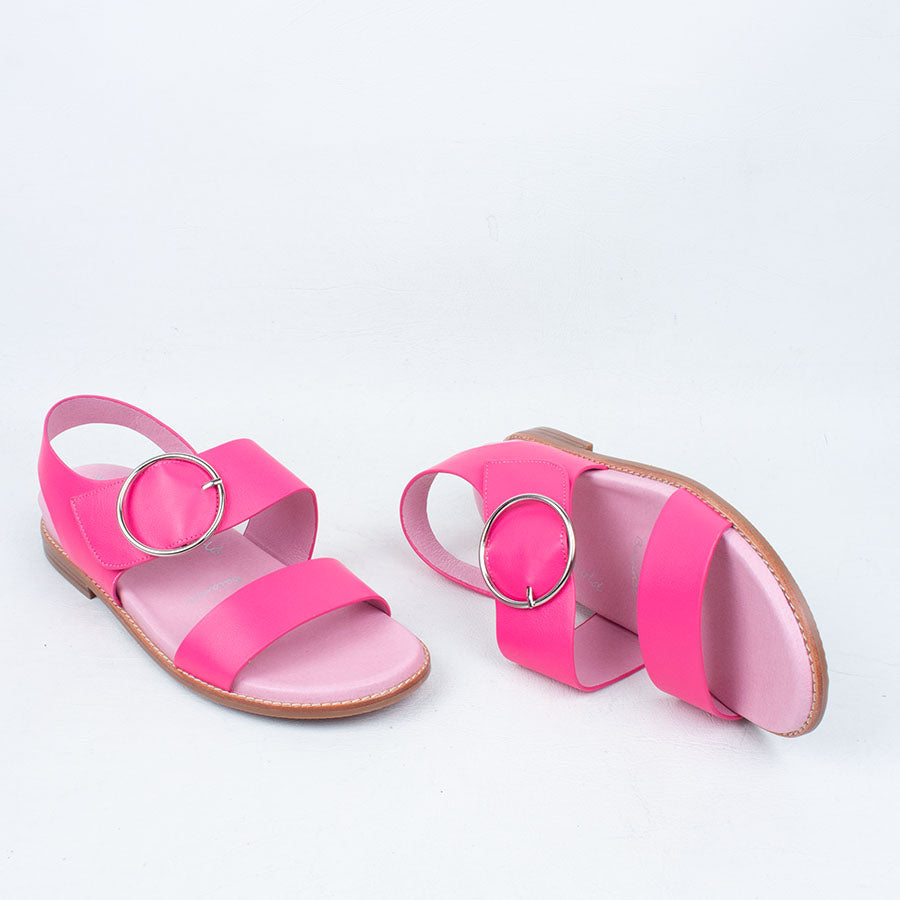 Willa Sandal