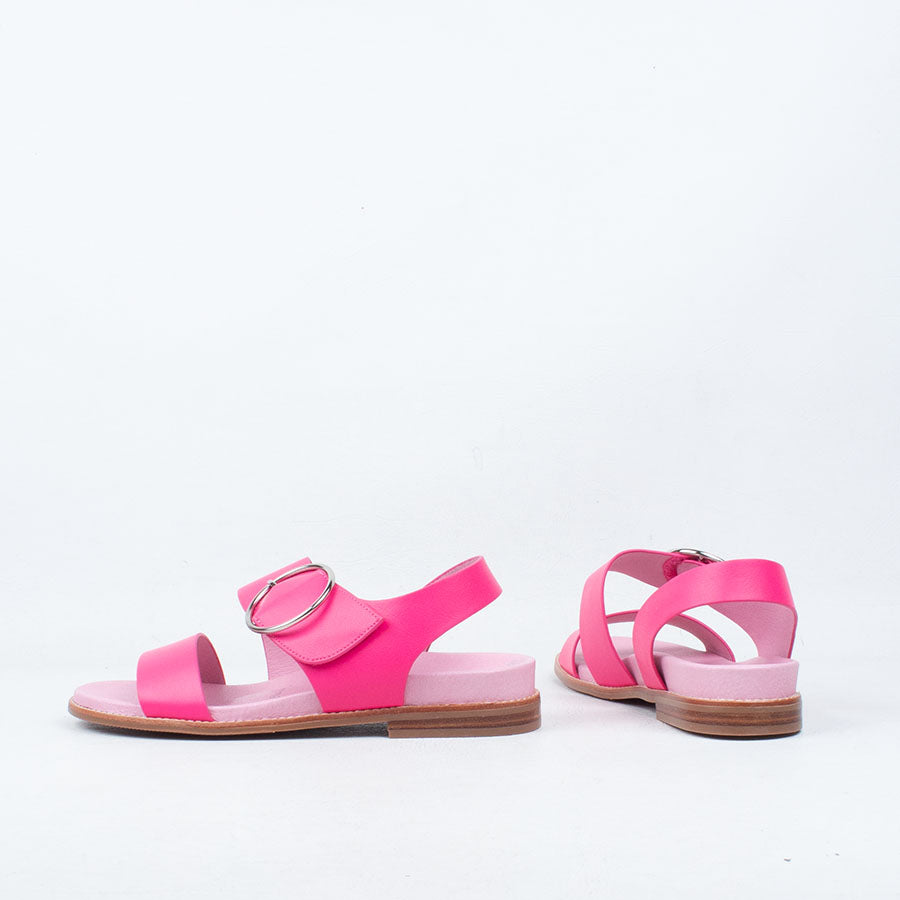 Willa Sandal