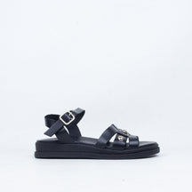 Daryna Sandal