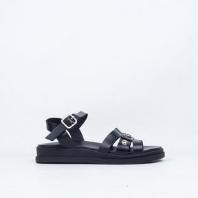 Daryna Sandal