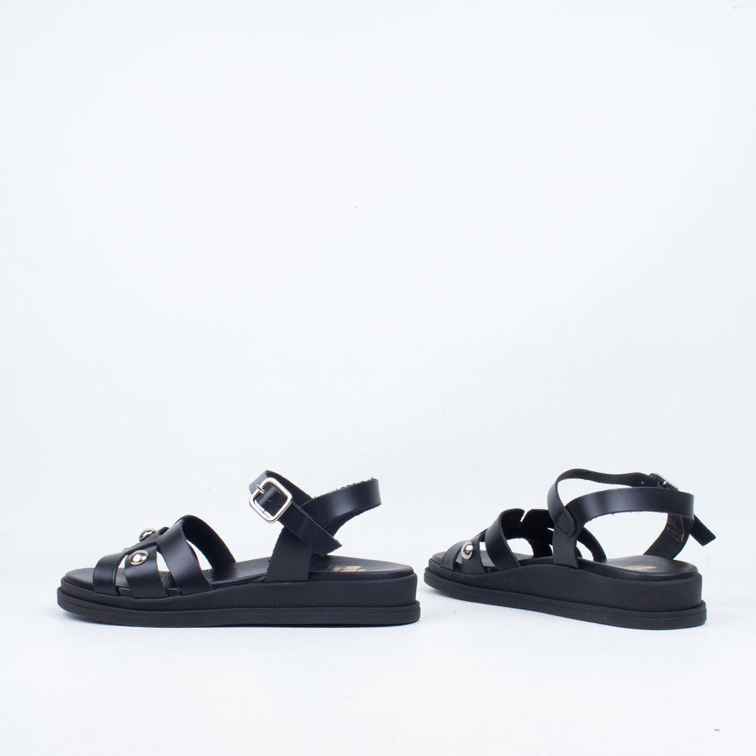 Daryna Sandal