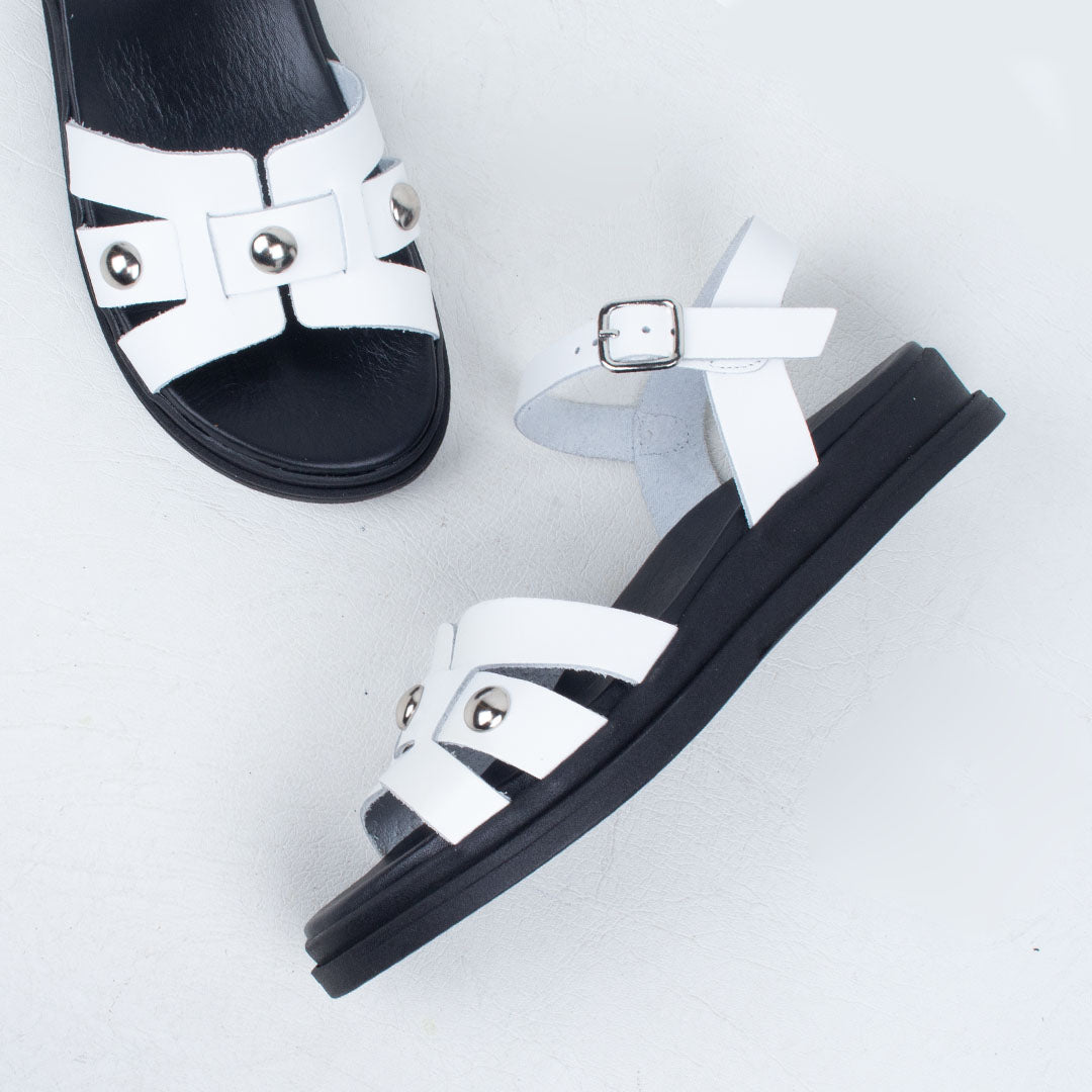 Daryna Sandal