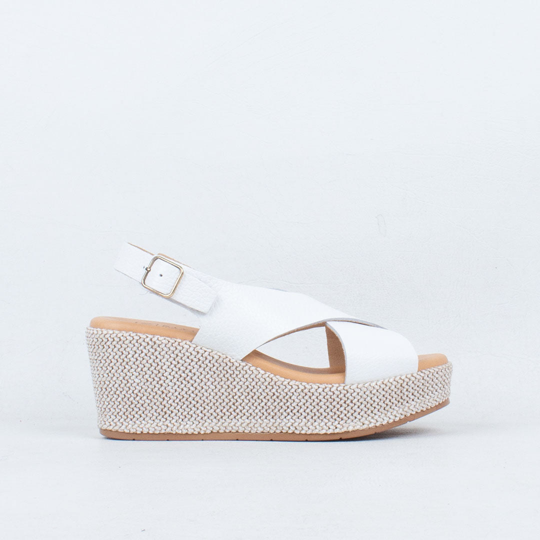Alamaine Sandal