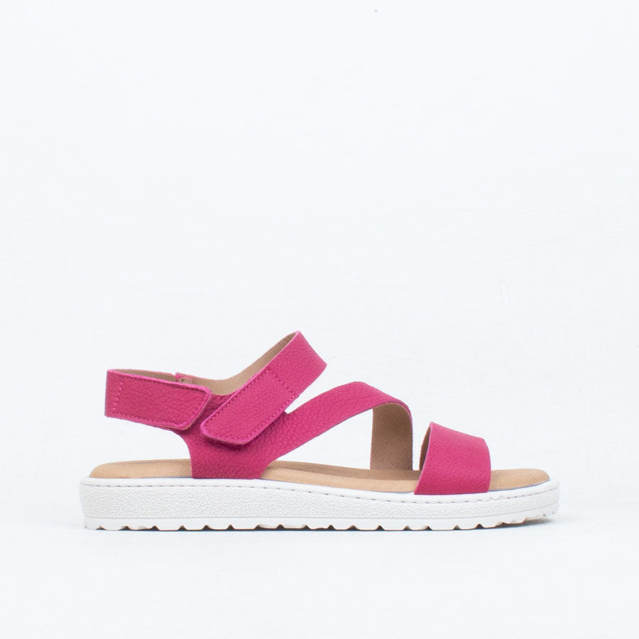 Tomasa Sandal