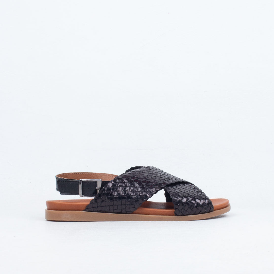 Tiyah Sandal