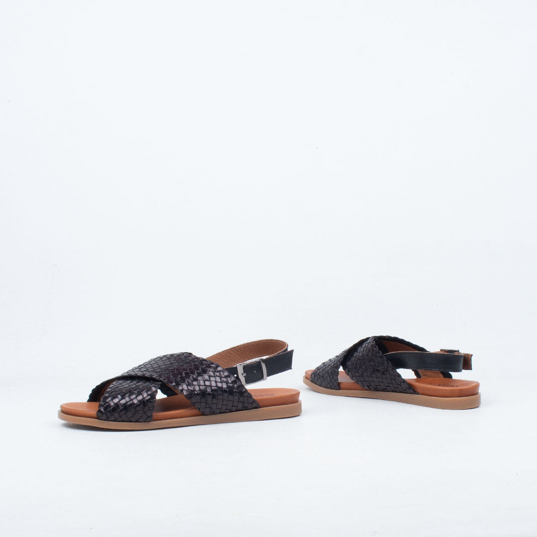Tiyah Sandal
