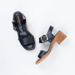 Ariana Heeled Sandal