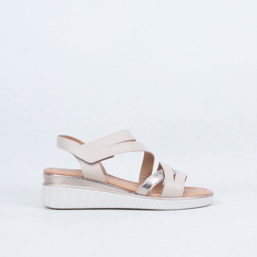 Stefy Sandal