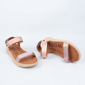 Line Sandal