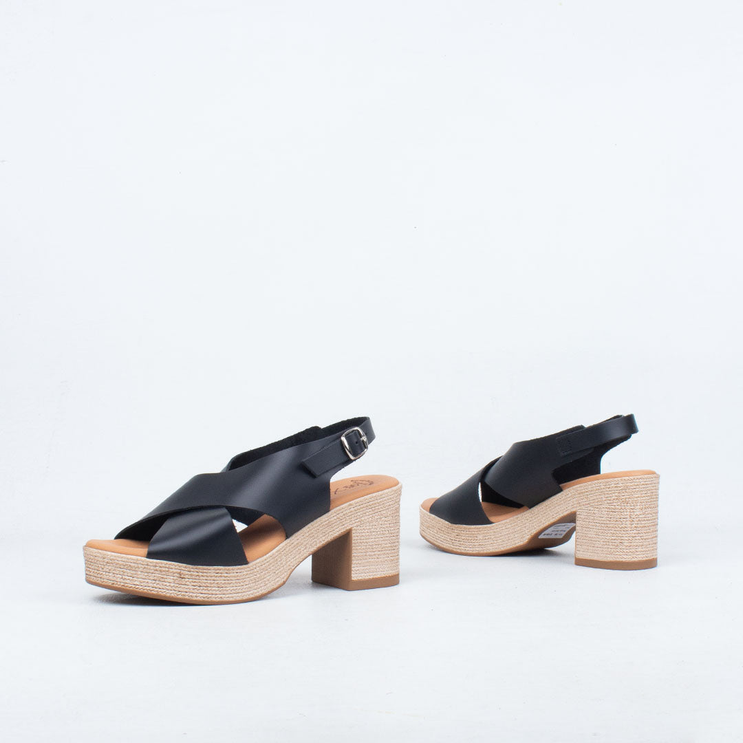 Finde Heeled Sandal