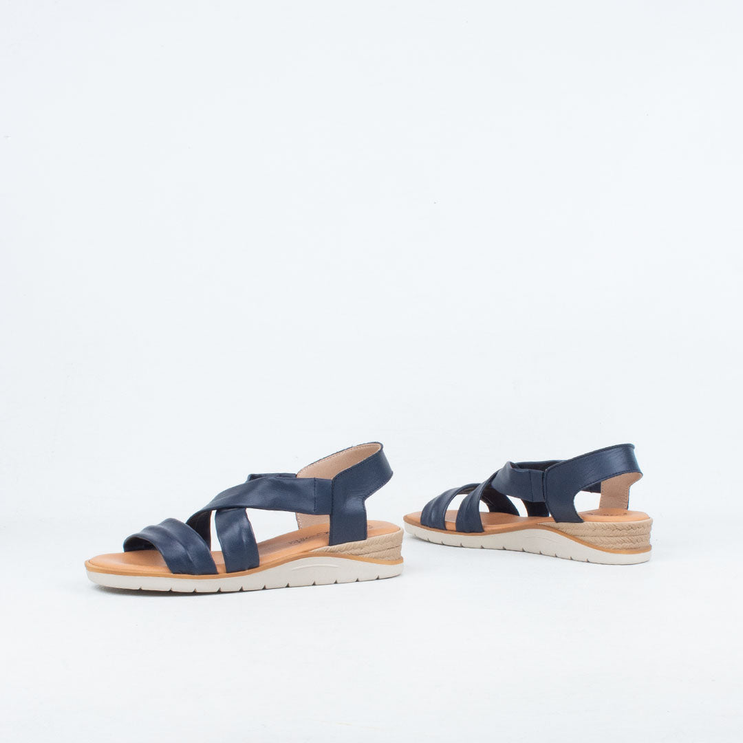 Laura Sandal