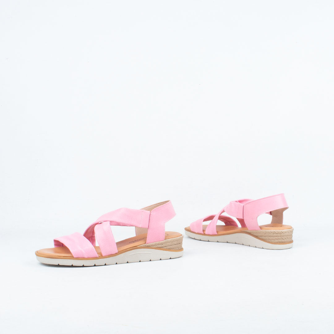 Laura Sandal
