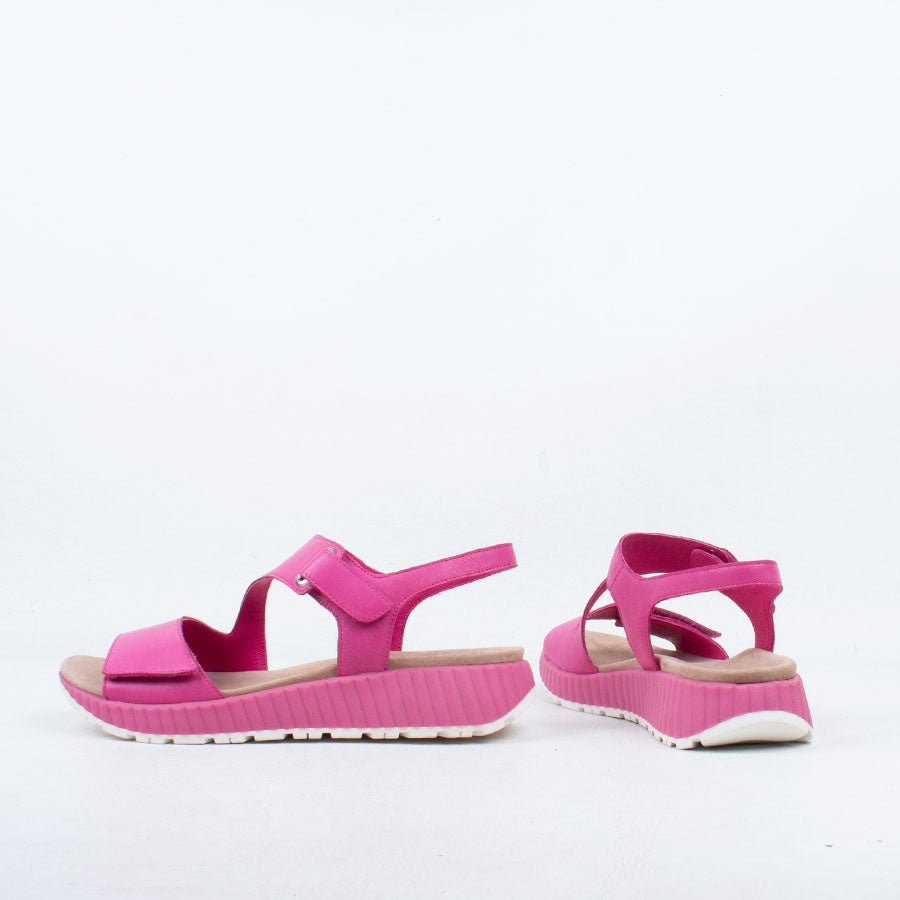 Lanne Sandal