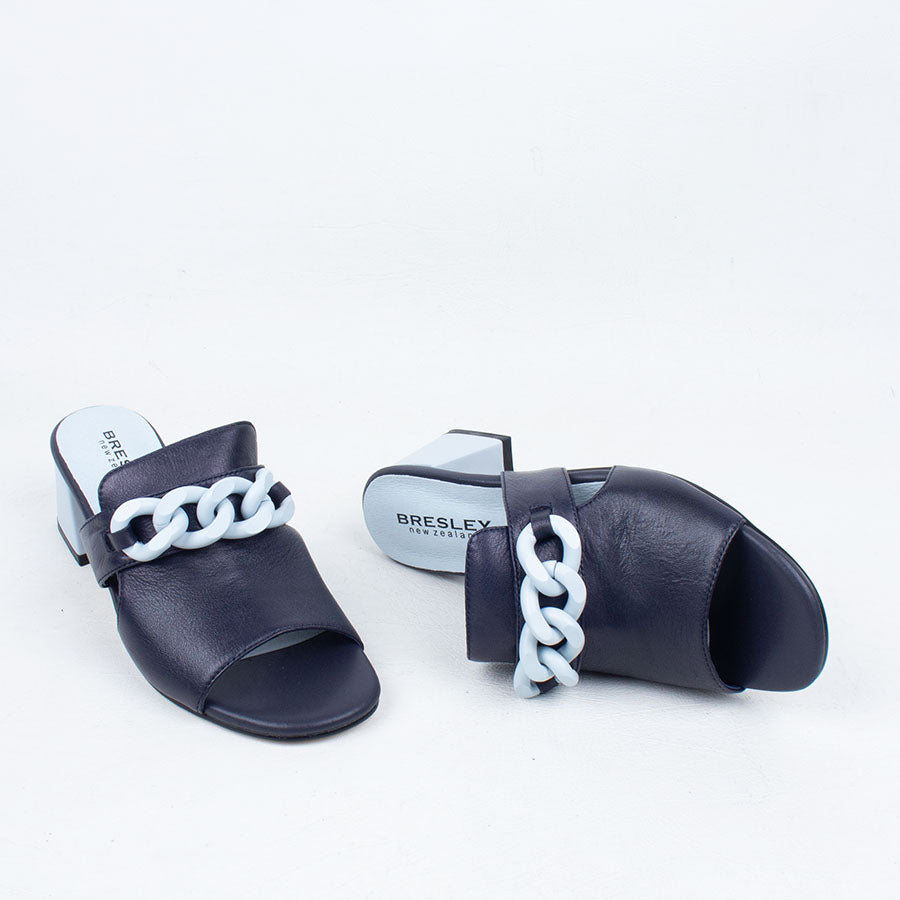 Adder Heeled Slide