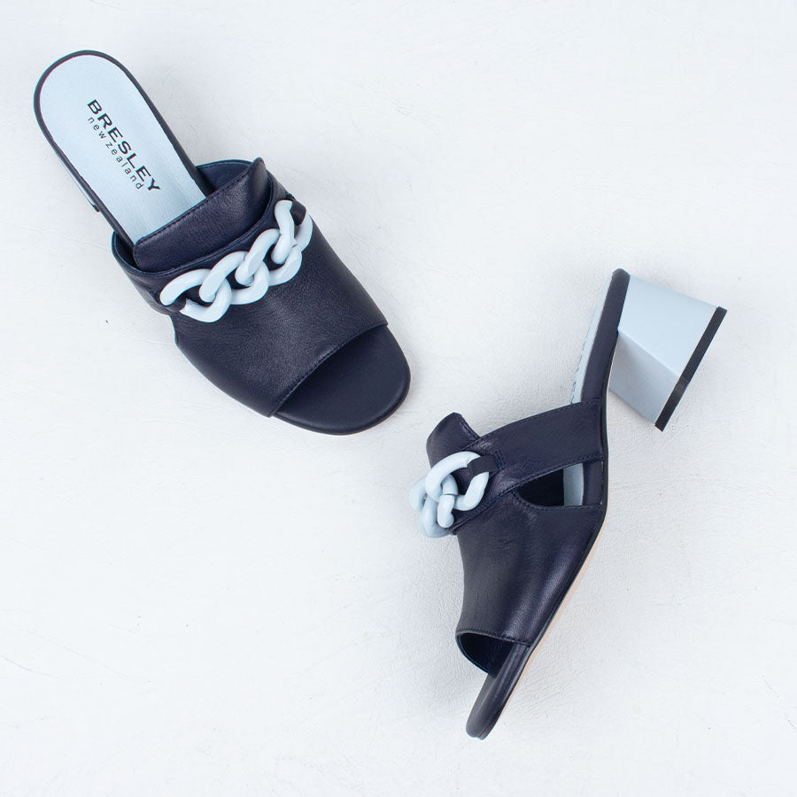 Adder Heeled Slide