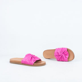 Women's pink slide with bow
