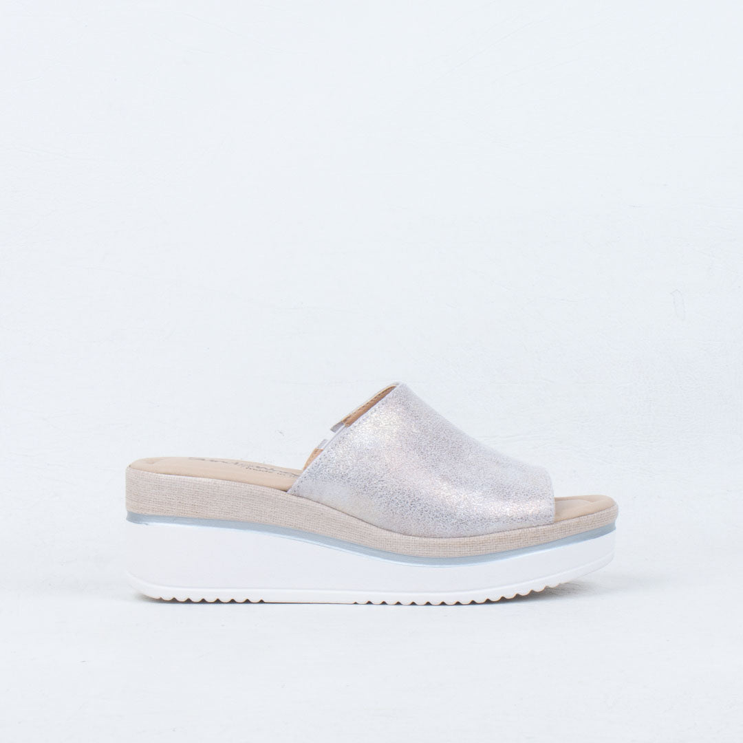Lula Wedge Slide
