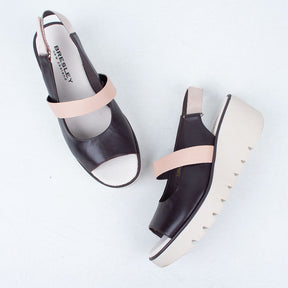 Pollen Wedge Slingback