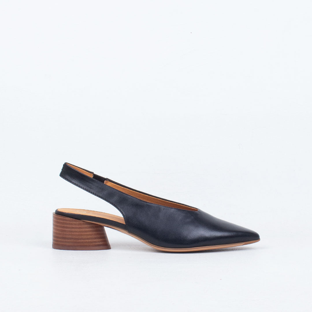 Hatti Slingback