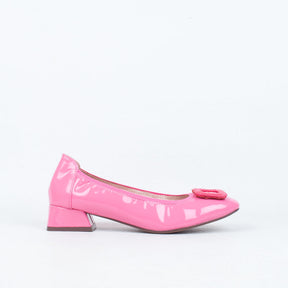 Dame Slip On