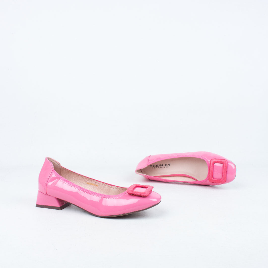 Dame Slip On