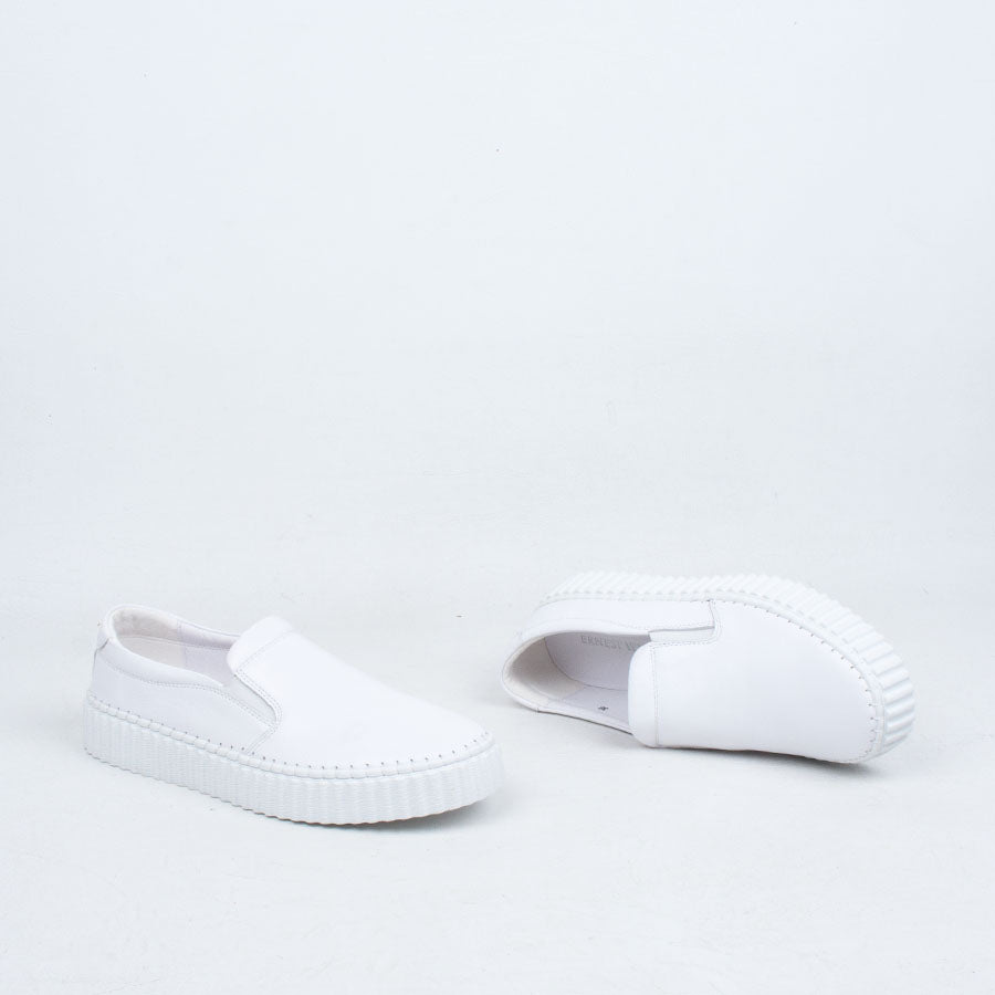 Samba Slip On