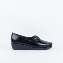 Dory Slip On