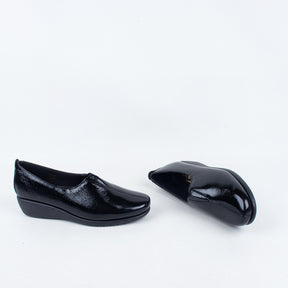 Dory Slip On