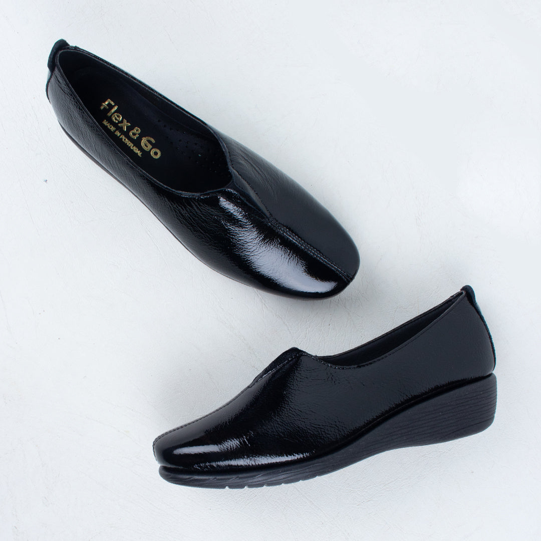Dory Slip On