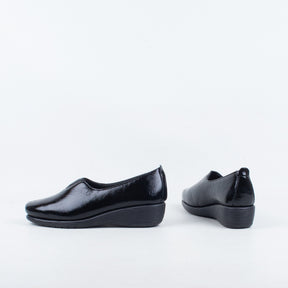 Dory Slip On
