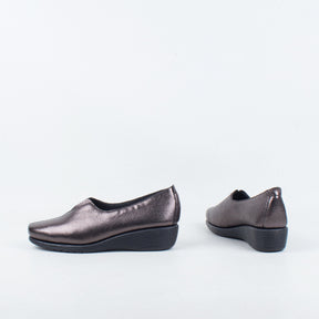 Dory Slip On