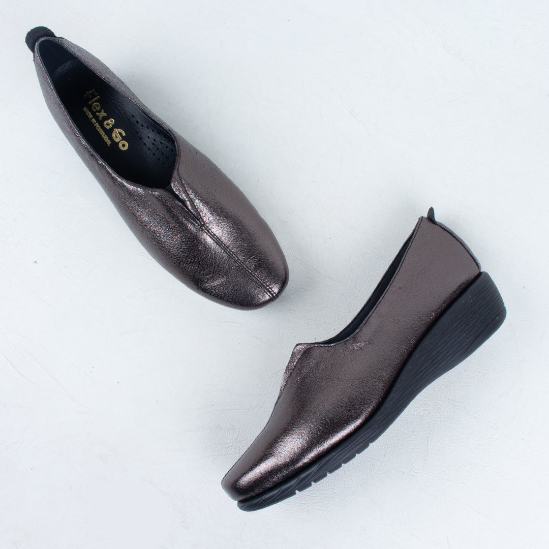 Dory Slip On