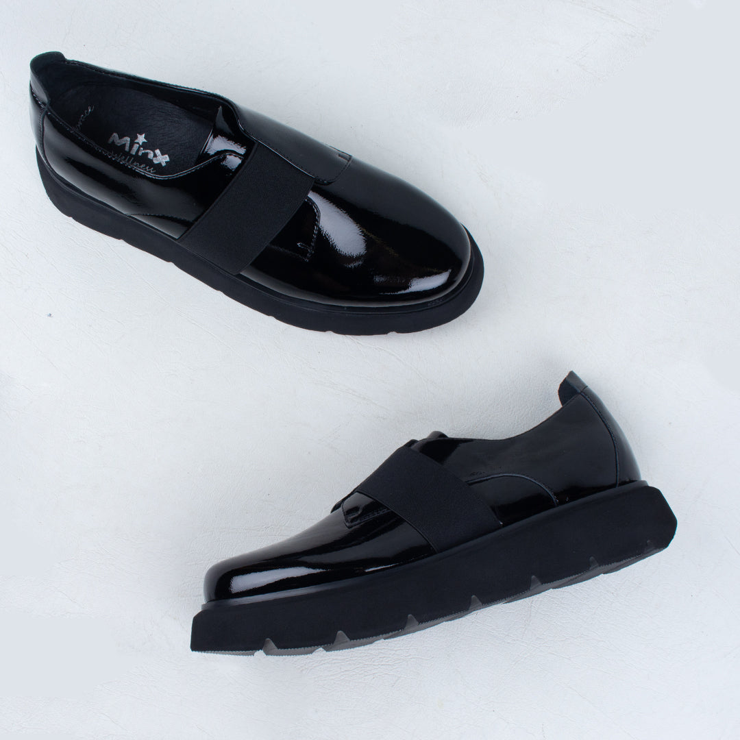 Sista Slip on