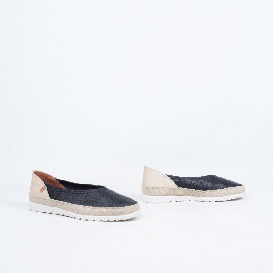 Noelia Slip On