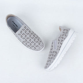 Pinto Slip On