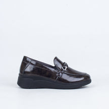 Elyza Slip On