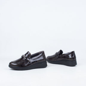 Elyza Slip On