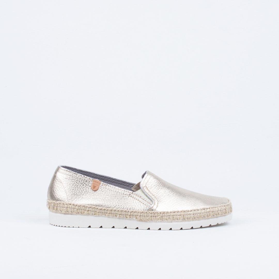 Nuria Slip On