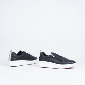 Malley Sneaker