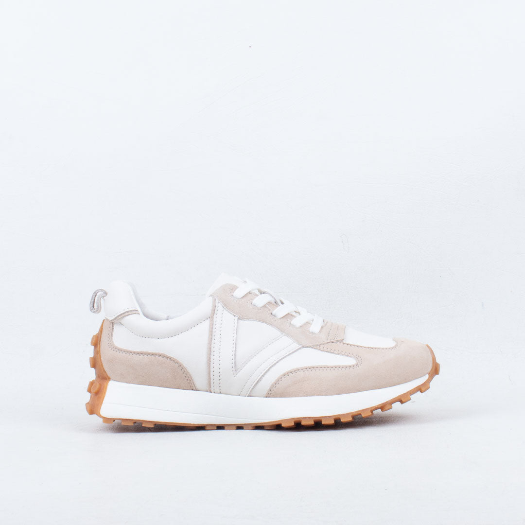Orange Sneaker