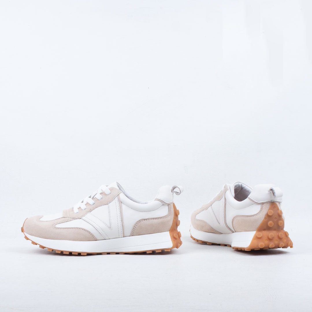 Orange Sneaker