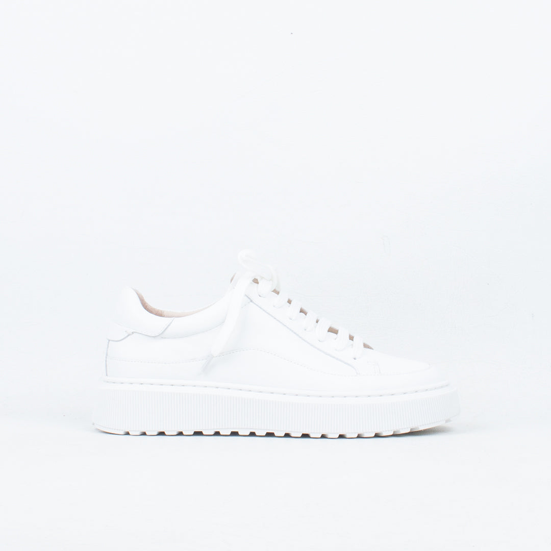 Laela Sneaker